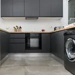 Apartament Bright 2br By Pedieos Park, Near Old Town Nicosia