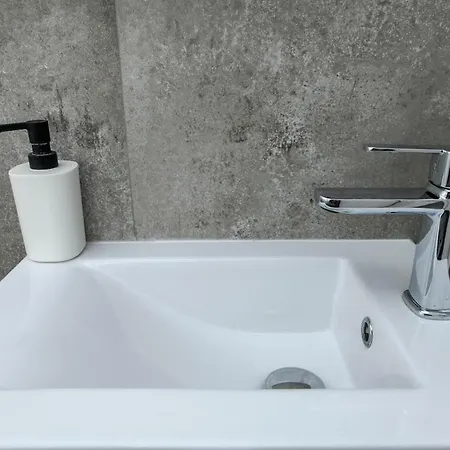 Apartment Bright 2br By Pedieos Park, Near Old Town Nicosia