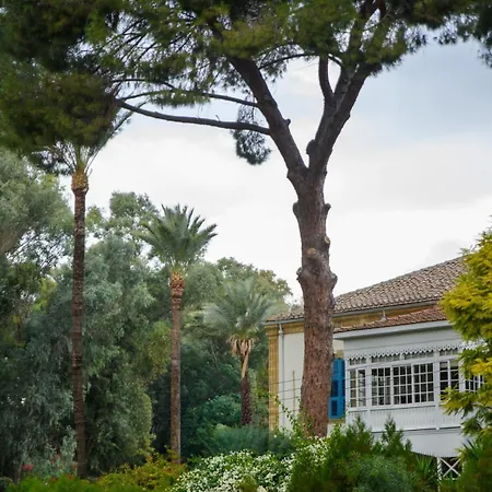 דירה Bright 2br By Pedieos Park, Near Old Town