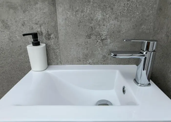 Apartment Bright 2br By Pedieos Park, Near Old Town Nicosia