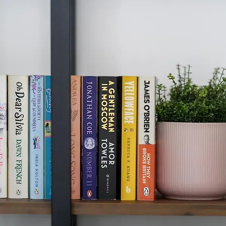 Bright 2br By Pedieos Park, Near Old Town Lägenhet Nicosia